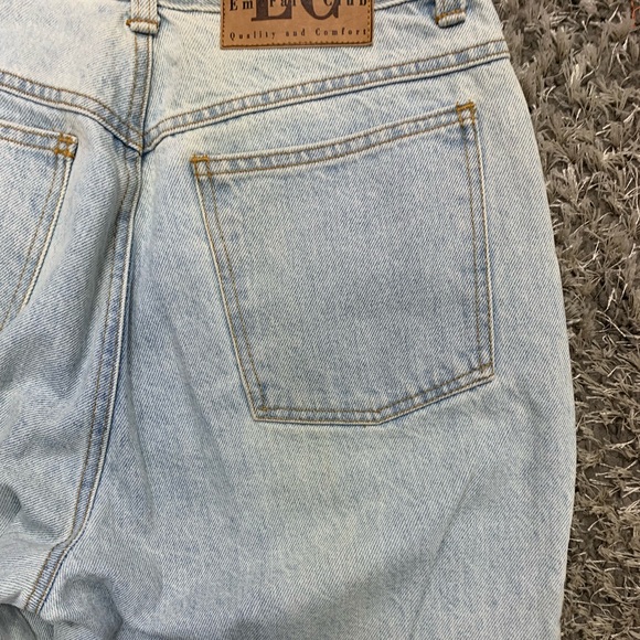 Women’s Vintage Emerald Club High Waisted Mom Jeans Size 12 Petite Light Wash - Picture 10 of 15